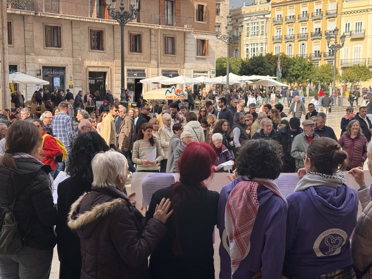 Ester Calderón tweet media