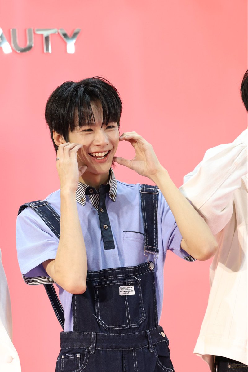 Central Rama 9 tweet media