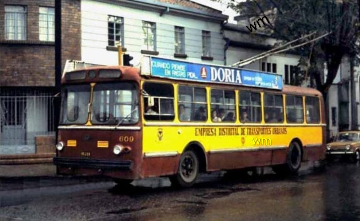 Trolebús eléctrico Bogotá año 1974.