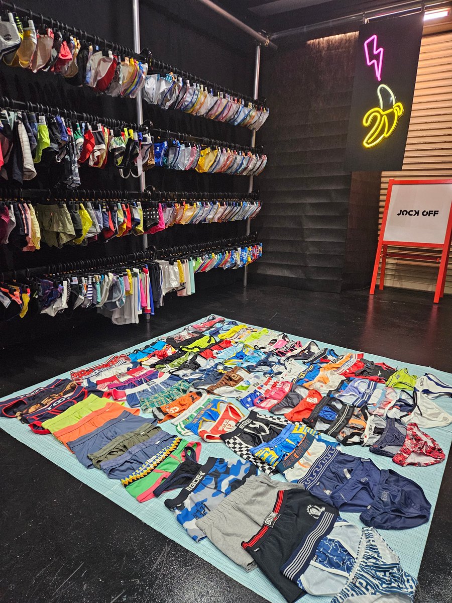 JOCK OFF tweet media