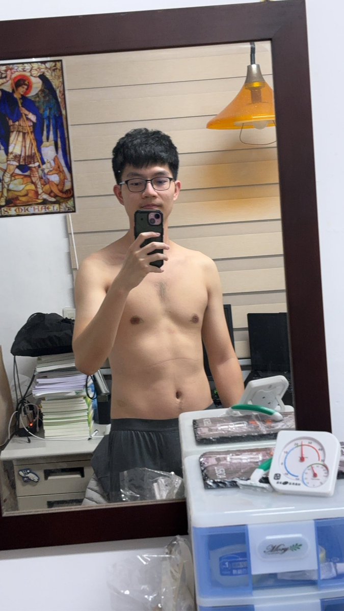 庵俺胺闇 tweet media