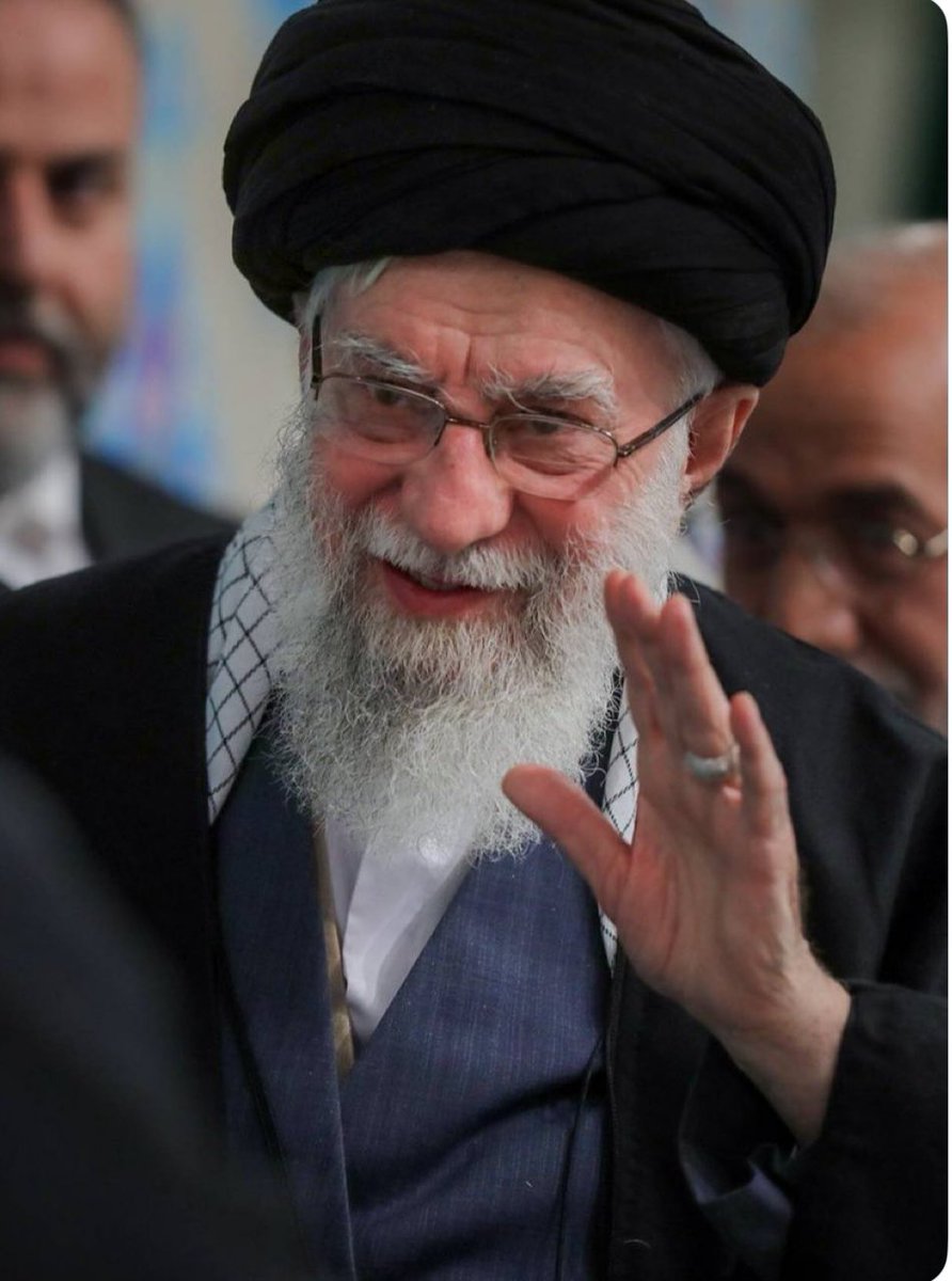 AbaIdrees's tweet photo. A great loss for the Ummah.

We witnessed an 86-year-old man stand firm for Islam while many chose silence. Not just a leader — a guardian, a father of resistance. His courage will echo for generations. #Iran #Khamenei #savas #DefendTruth #VoiceOfResistance
#GuardianOfIslam https://t.co/2e0JFge7MP