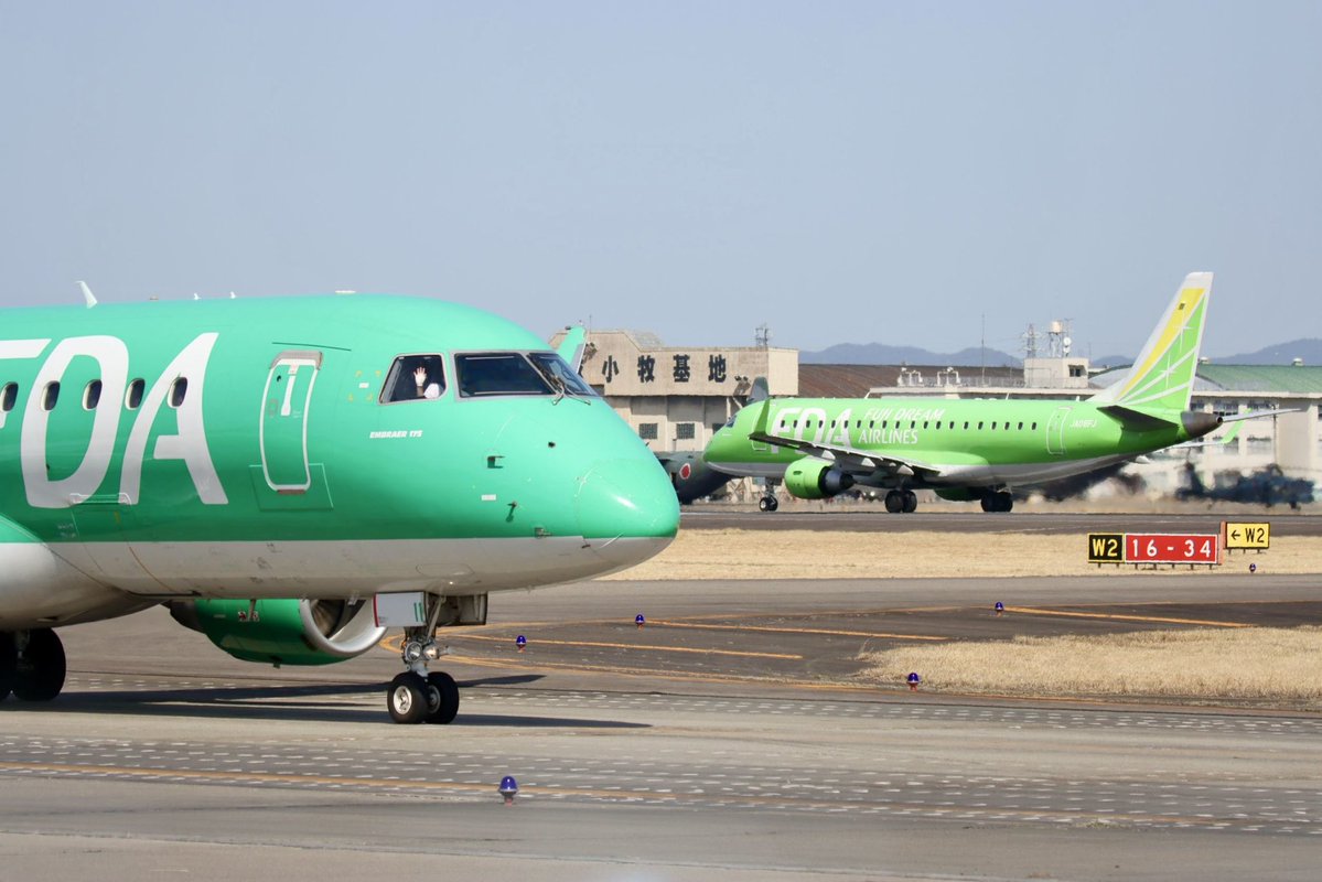 こんばんは、FDAです👋 昼とは別の #FDA整備士 さんがグリーンカラーの