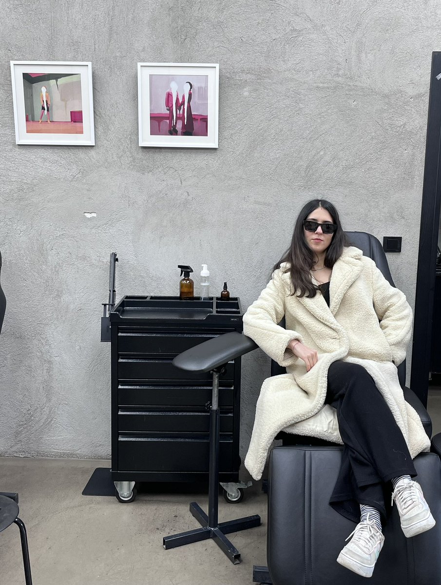 lorenipsum tweet media