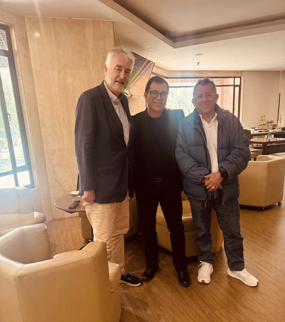 Embajada de Colombia en Bruselas tweet media