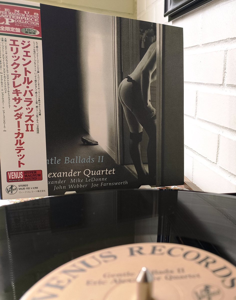 dgaticav's tweet photo. Sonando!!! 🎷🎶🎼 #GentleBalladsII #EricAlexander #JohnWebber #JoeFarnsworth #MikeLeDonne @elanarca @Fer_BakyDan @dbustamante1 @JazzCfree excelente disco de baladas con un sonido increíble. https://t.co/DFz5YZvYOT