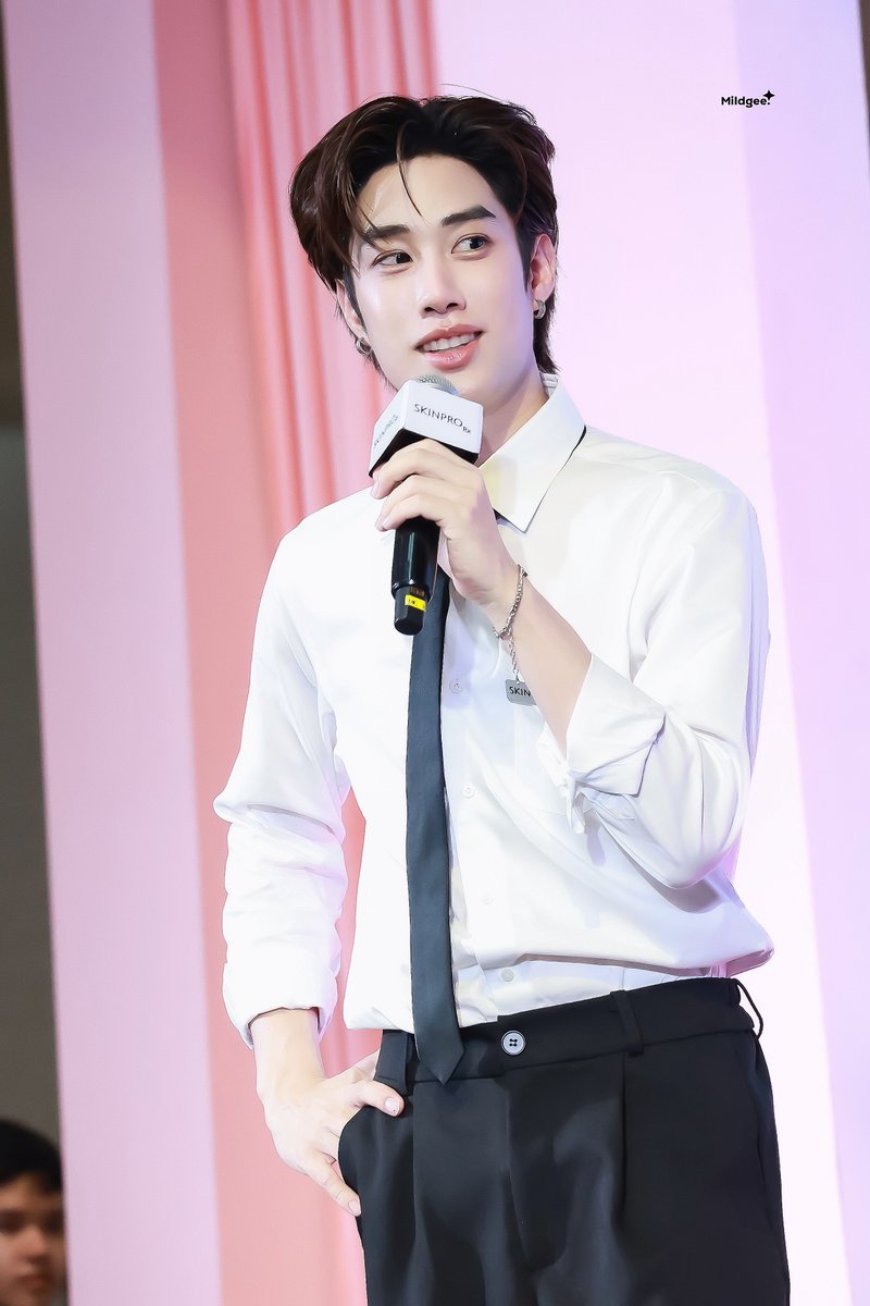 นี่หนะหรอมติมันท์😭

SKINPRO RX SAVEZONE TFO
#TleFirstonexSKINPRORx
#TLE_mtm : <a href="/TLE_mtm/">TLE.MTM</a>