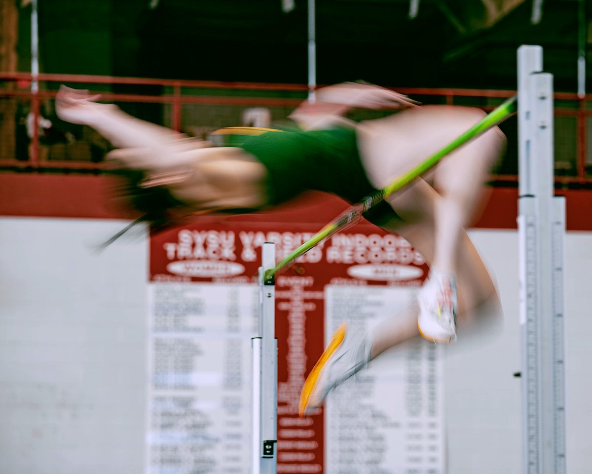 Wayne St. U. T&F CC tweet media