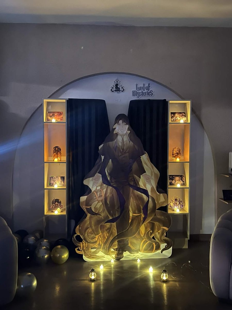 ManorOfMist's tweet image. 🎩ภาพประกอบและวิดีโอหลังงานจบของสตาฟทุกท่านในคฤหาสน์ม่านหมอก

.
.
.
Praise The Fool! ✨
#ManorOfMist #คฤหาสน์ม่านหมอก #ForKlein2026 #LordOfMysteries #LoM #LOTM #诡秘之主 #ราชันโลกพิศวง #ราชันเร้นลับ