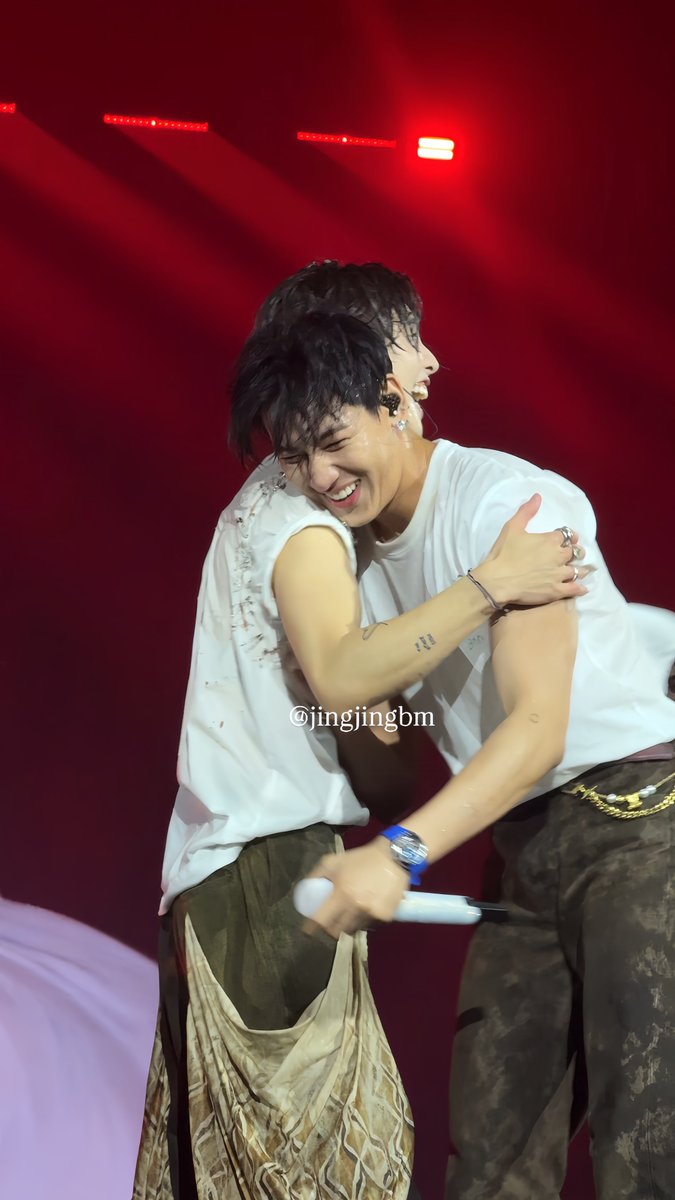 ใครจะฟินเท่ากูว่ะ

#TheShapeofYou_BKK
#MarkTuanFanconBKK2026
#MarkTuanTheShapeOfYou_BKKD2