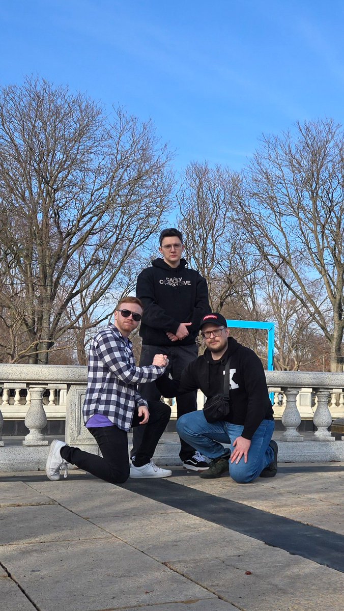 mikeyyAA's tweet photo. this past week was much needed. v thankful for good friends and fun hangs https://t.co/KEgl8ps6oC