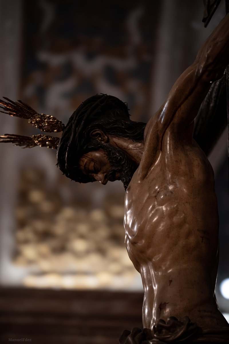 La sobriedad del Calvario. 

<a href="/Hdad_Calvario/">Hdad. del Calvario</a>