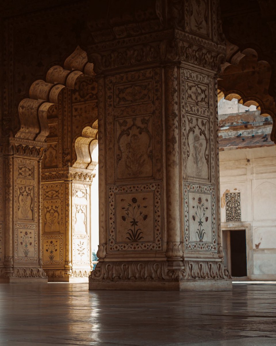 rjgalido's tweet photo. Presenting my New Delhi — reminiscing about my first visit to India 🇮🇳

There’s a strange urgency to post old photos lately. Some memories have already been lost, with a few photos disappearing… so I’m sharing these before they’re gone too. https://t.co/NmQTsJOIyJ