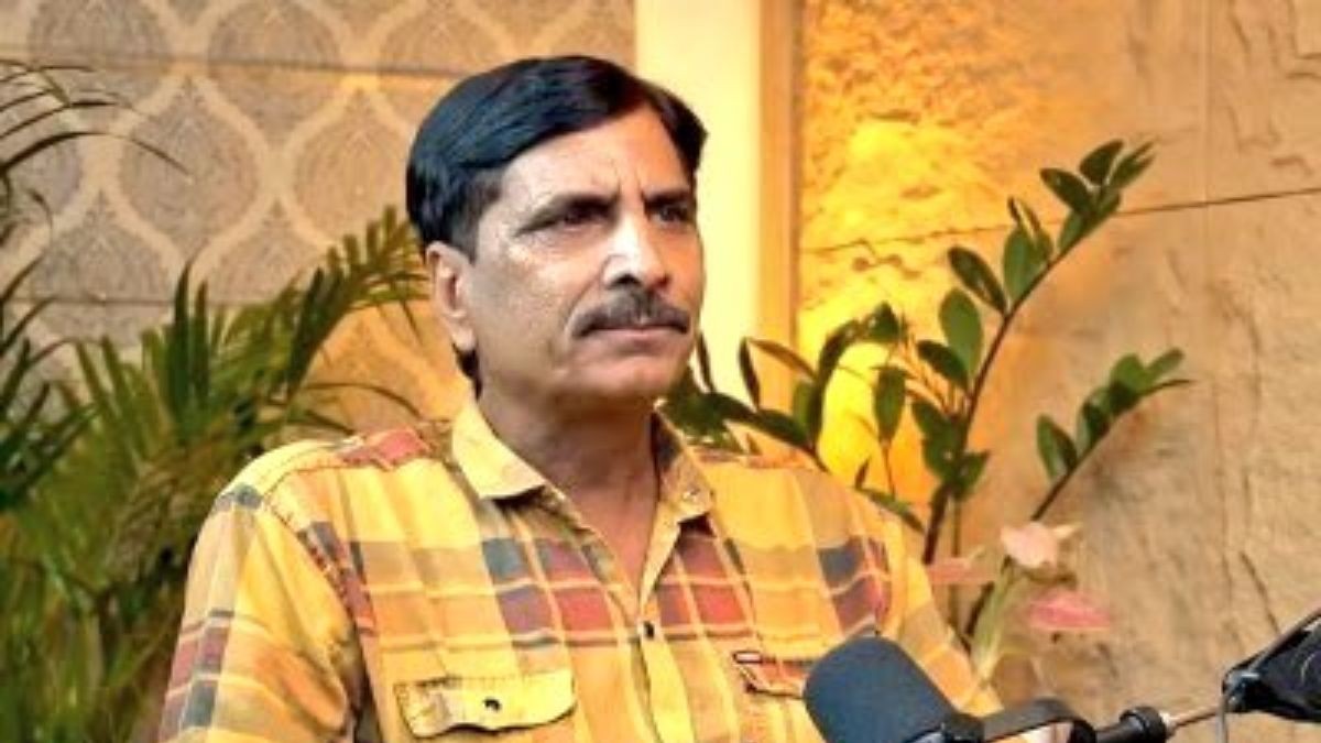 MeghUpdates's tweet photo. BIG 🚨 

UP Police has shot dead Zeeshan in an encounter in Ghaziabad. He was accused of stabbing Salim Wastik 14 times.

CM Yogi Adityanath had yesterday taken cognizance of horrific attack. https://t.co/BT5wTMsLOZ