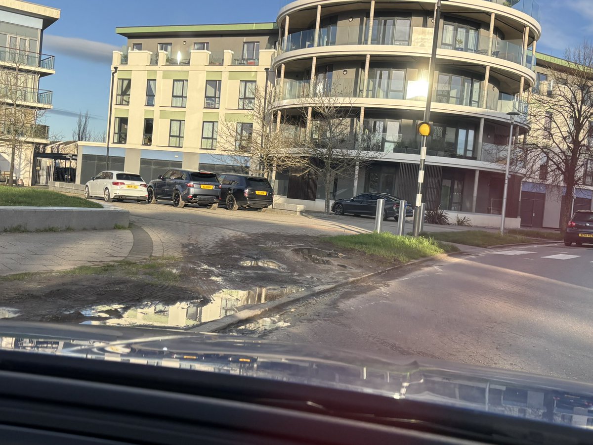 Craige Rudge @Lovecars Here’s Portishead, where the entitlement straight is strong ...
