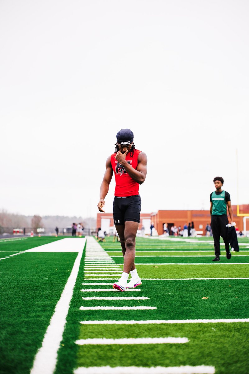 Logan Thames tweet media