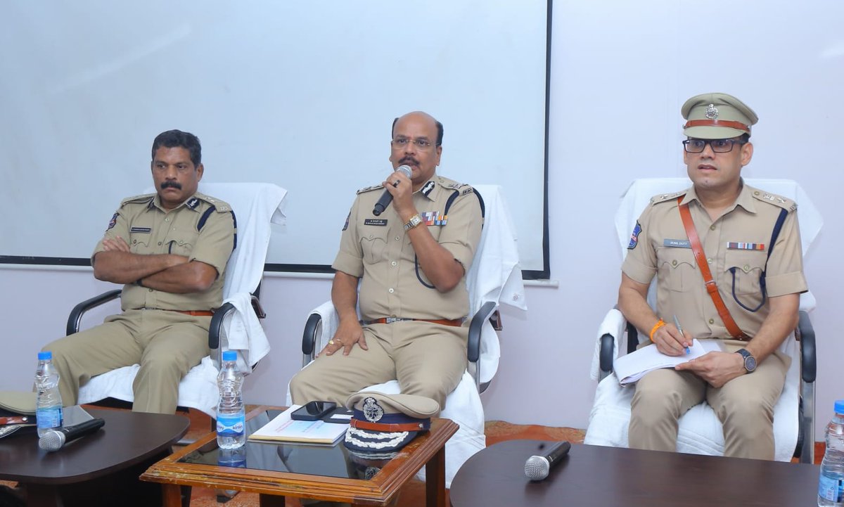 Telangana Police tweet media