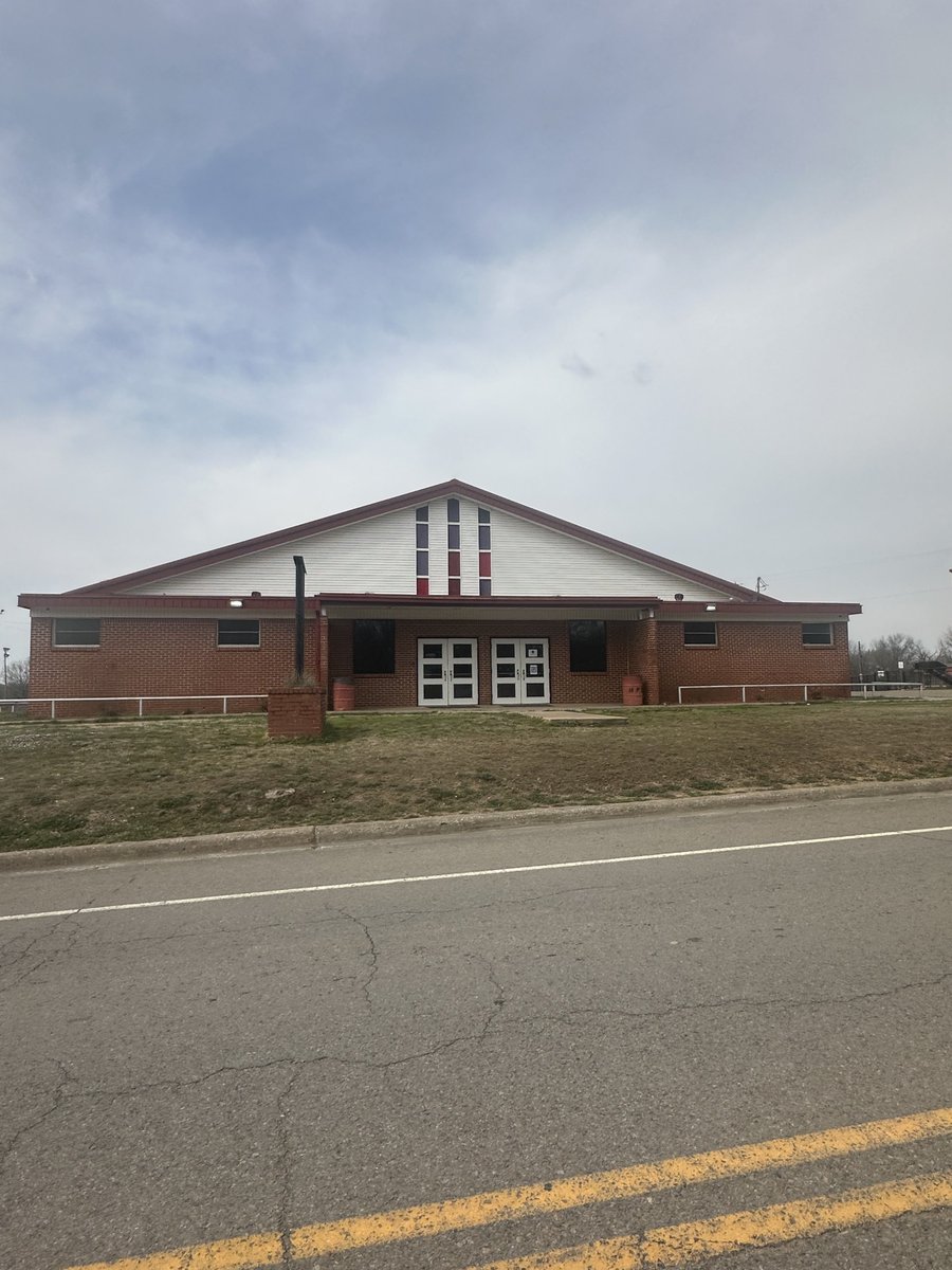 okhsscores's tweet photo. Where am I located today? This team made it to state. #okpreps https://t.co/5kyeq7G25x