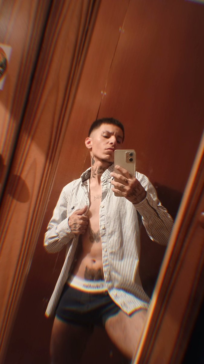 Travohot⚧️🐺💙 tweet media