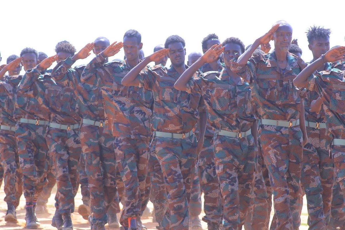 DolloRegion's tweet photo. New local recruits of the 3rd Battalion Border Unit have graduated in #Dacdheer and #Gaxandhale, taking steps toward strengthening security control. The Mayor of #Galladi District was present at the ceremony https://t.co/HVZE8OEBXy
