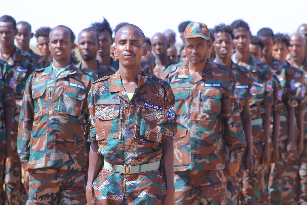 DolloRegion's tweet photo. New local recruits of the 3rd Battalion Border Unit have graduated in #Dacdheer and #Gaxandhale, taking steps toward strengthening security control. The Mayor of #Galladi District was present at the ceremony https://t.co/HVZE8OEBXy