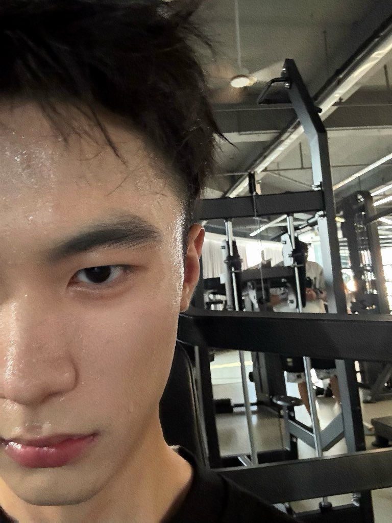 Aeadssss05 tweet media