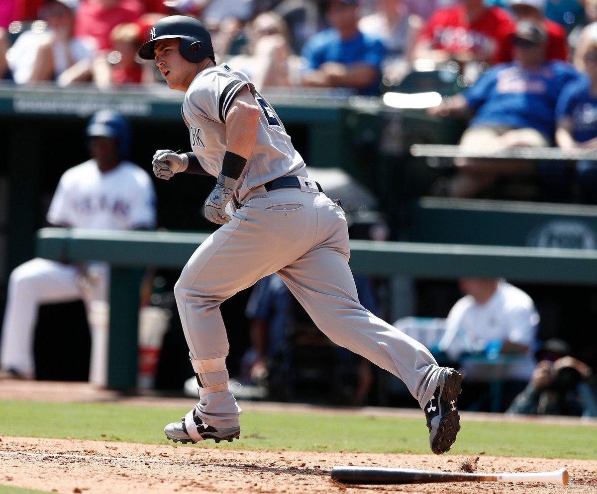 sandropacheco71's tweet image. #TylerAustin's return to the major leagues has been put on hold for what #ChicagoCubs say will be months following a procedure on his right knee. #Austin had a #PatellarTendonDebridement procedure on his right knee Tuesday February 25, 2026 and will need a lengthy recovery