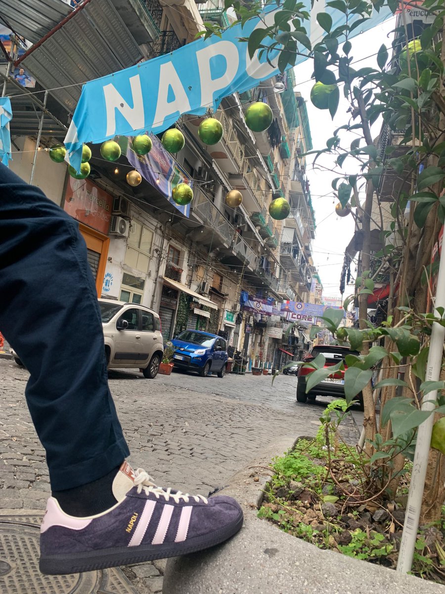 sjs40something's tweet photo. @adiFamily_ @sizeofficial 

Napoli in Napoli 😎 https://t.co/auqT719GWb