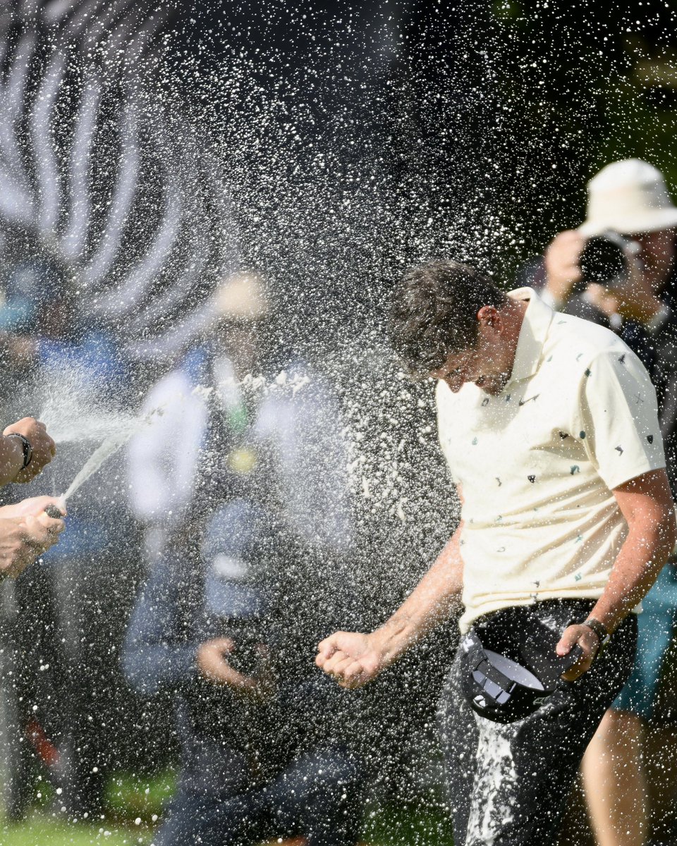 Sunshine_Tour's tweet photo. The winning feeling. 🤩 💪 

Congratulations Casey Jarvis. 

#InvestecSAOpen https://t.co/BTkauLQbEn
