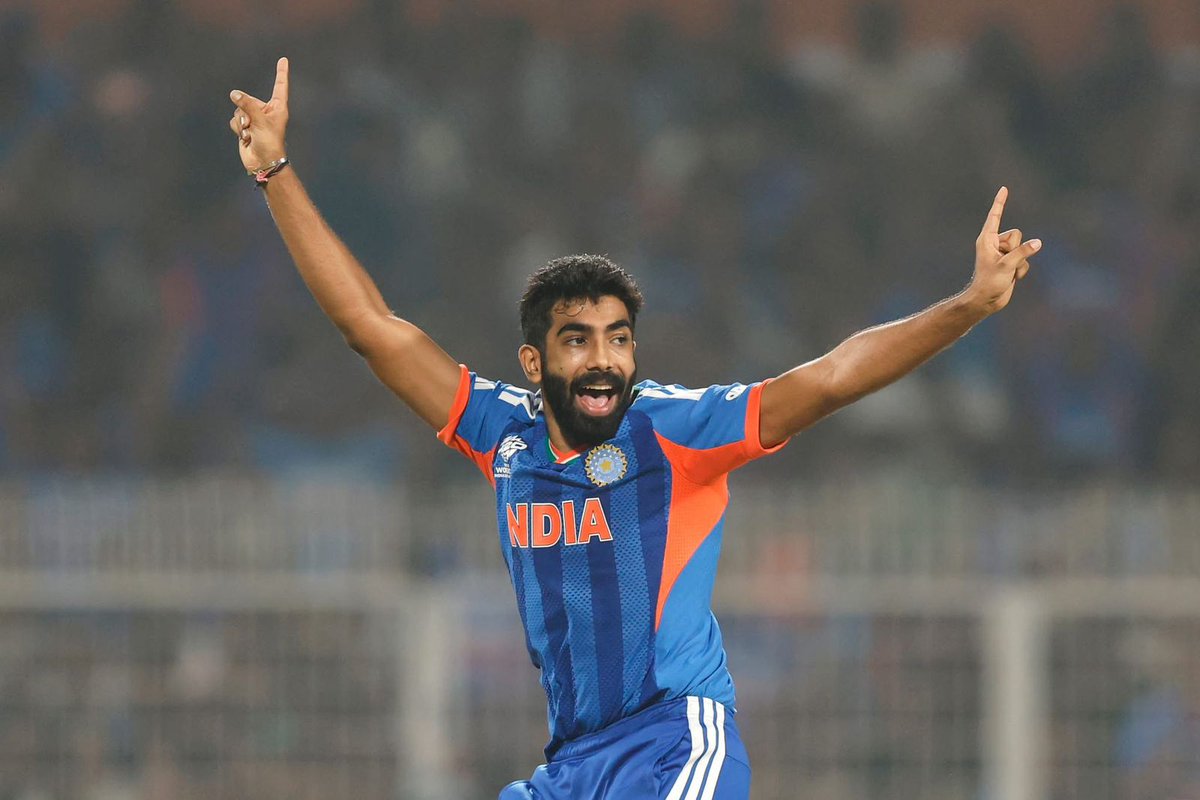 "विजय भारत की 🇮🇳!"

अटूट संकल्प, कठिन परिश्रम और शानदार खेल प्रदर्शन का परिचय देते हुए वेस्टइंडीज को पराजित कर T-20 आईसीसी वर्ल्ड कप 2026 के सेमीफाइनल में प्रवेश करने पर भारतीय क्रिकेट टीम के सभी खिलाड़ियों को हार्दिक बधाई एवं शुभकामनाएं।

आप सभी के उत्कृष्ट प्रदर्शन ने पूरे देश