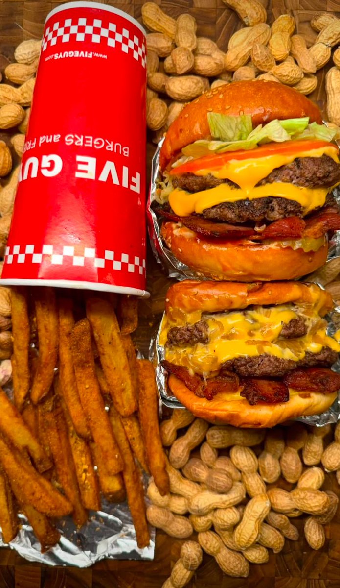 Fast Food Daily 🍔 tweet media