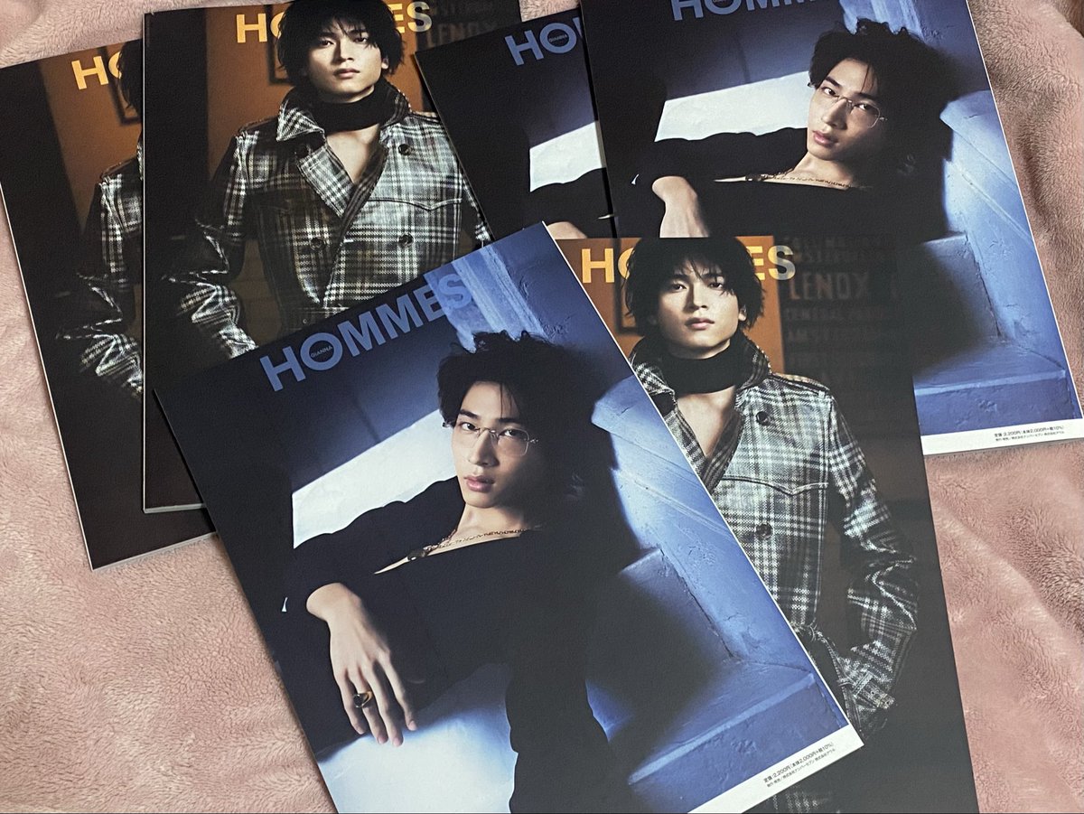 _NaaaaP_'s tweet image. タワレコ☆
楽天☆
HMV☆
2冊づつww

やっと揃った(●´ϖ`●)ww

#GIANNA
#庄司浩平さん