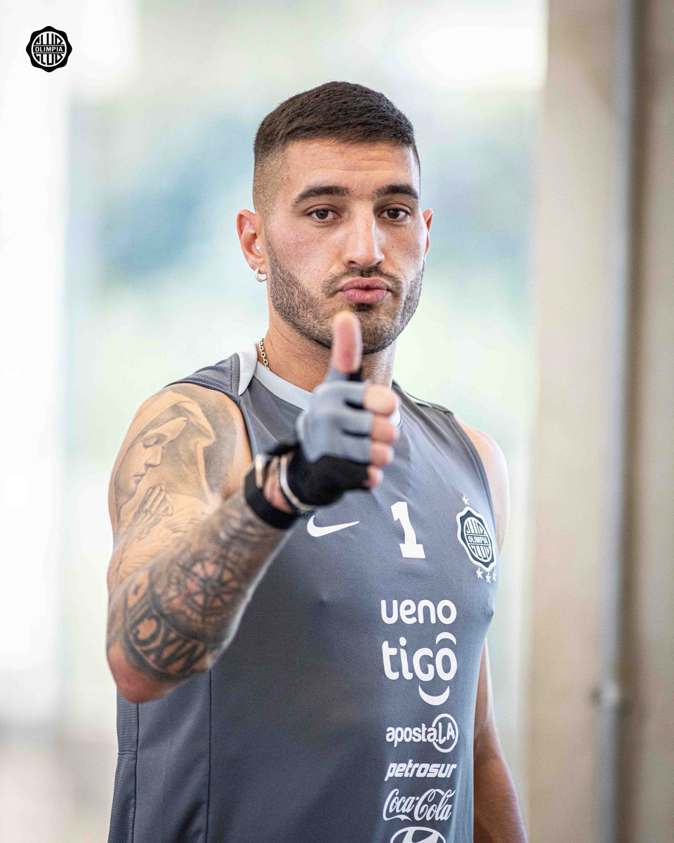 Club Olimpia tweet media