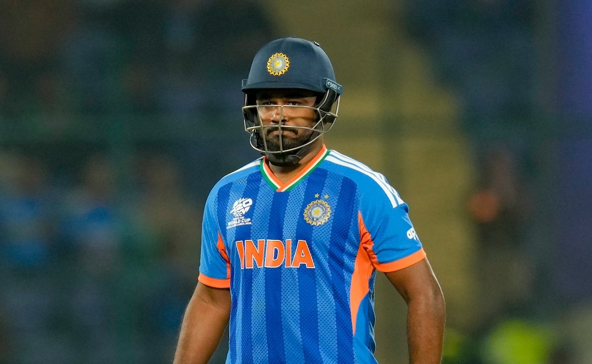 T-20 वर्ल्डकप के सेमीफाइनल में पहुंचा भारत, भारत ने वेस्टइंडीज को 5 विकेट से हराया
 संजू जैसा कोई नहीं 🥇
<a href="/IamSanjuSamson/">Sanju Samson</a>
#Sanju_Samson. 🔥🇮🇳 #INDvsWI
#FirstIndiaNews #T20WorldCup #INDvsWI #ICCMensT20WorldCup