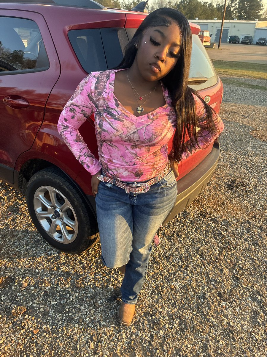littlemsdthang's tweet photo. 🤠 https://t.co/3QJabhfCb5