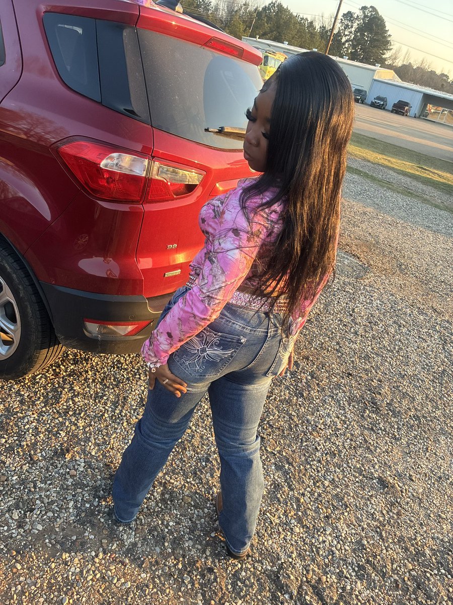 littlemsdthang's tweet photo. 🤠 https://t.co/3QJabhfCb5