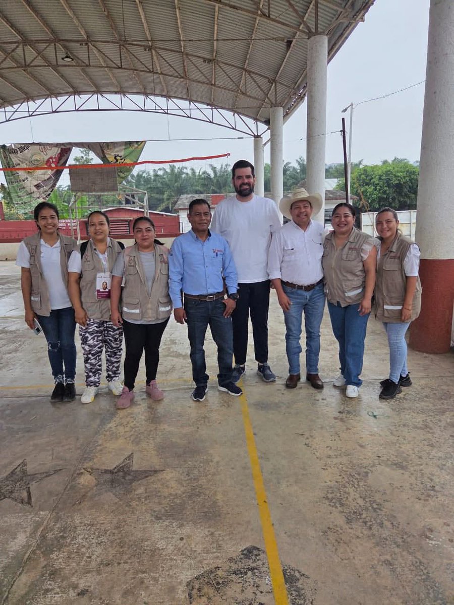 reynolchamec's tweet photo. objetivo promover los valores, la unión y el desarrollo se nuestras comunidades.

Enhorabuena por estas acciones, seguiremos trabajando por recuperar los espacios públicos para el bienestar de las familias tabasqueñas https://t.co/9zL4mh7mLD