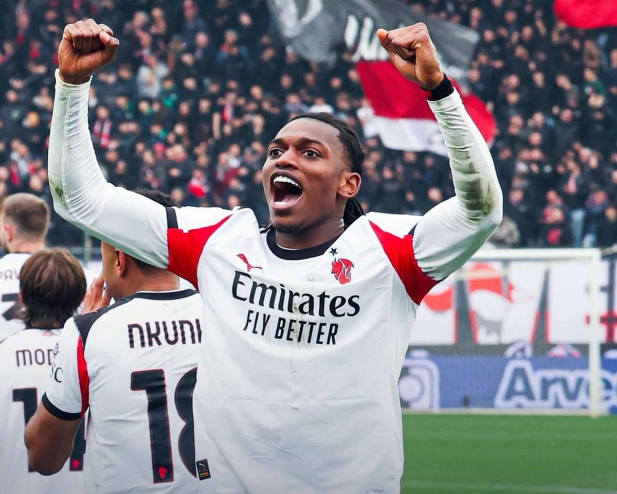 AC Milan 🔴⚫️🇫🇷 tweet media