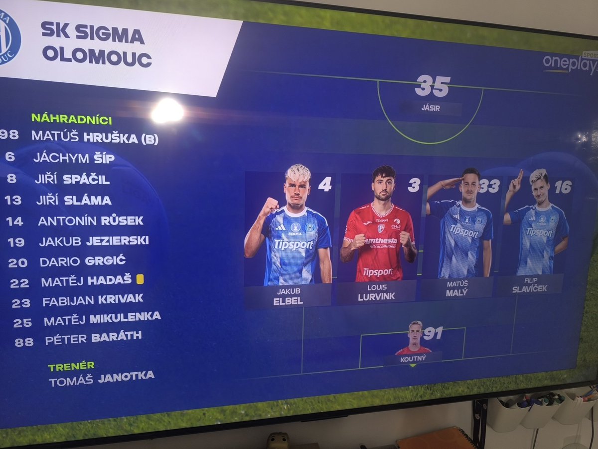 "Franto, průser, nemáme Lurvinka v dresu Sigmy, stihneš to opravit?"

"Ne, koukám na Zlín. Dej ho v pardubickým, to je fuk"

<a href="/oneplaysportcz/">Oneplay Sport</a> 🤣🔥