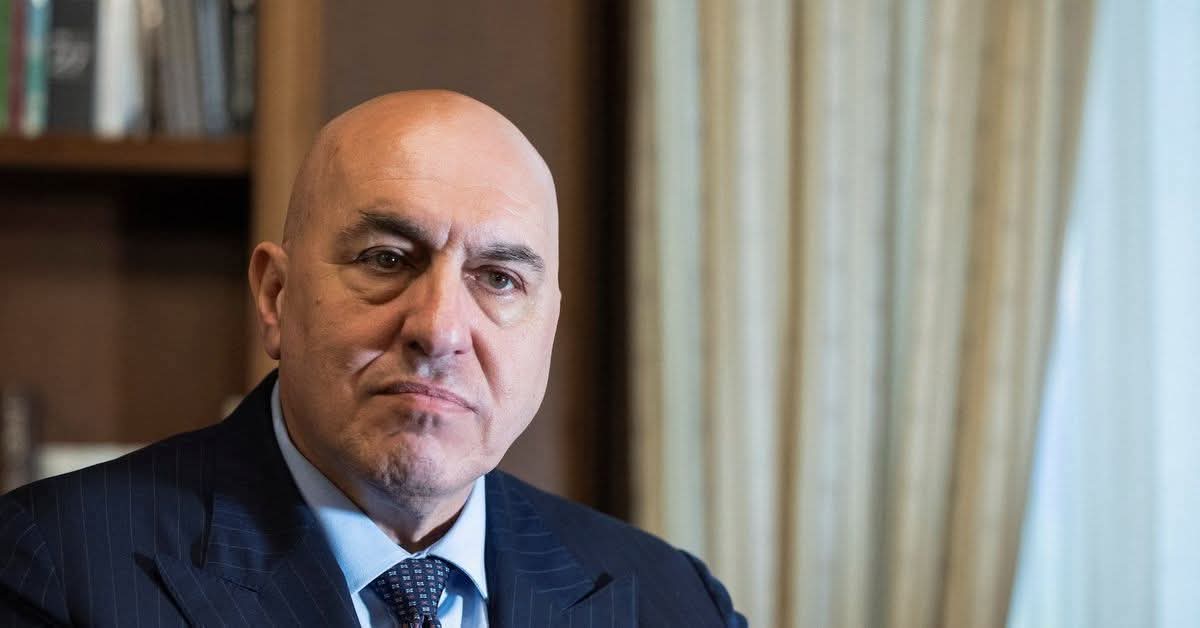 Eng_china5's tweet image. UNUSUAL
Rome announces the successful evacuation of the Italian Defense Minister who was stranded in Dubai. He was rescued on board a military plane.