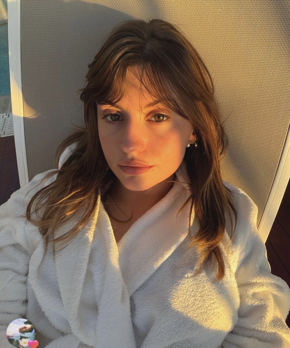 laura__ss11's tweet photo. Le soleil de corse lui va si bien ☀️ https://t.co/RsyW5oKo4W