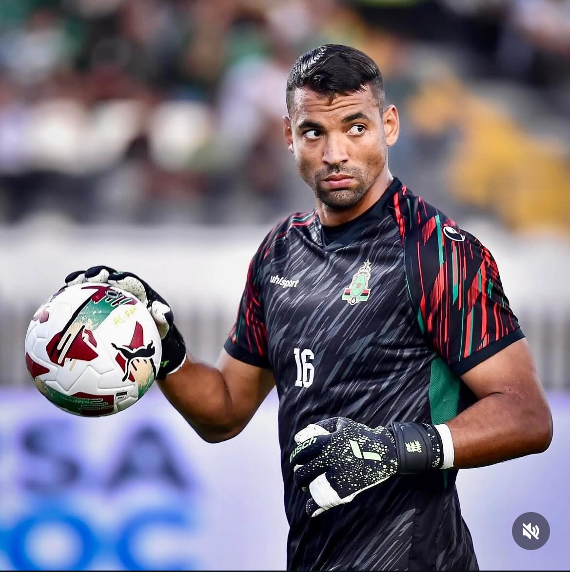 Asfartweets's tweet image. Le gardien de but Tagnaouti manquera le Classico de mercredi prochain en raison d'une blessure à l'épaule.❌

#ASFAR #Morocco