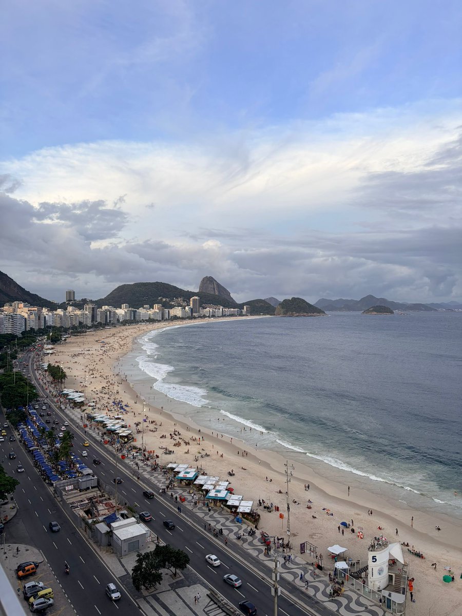 S ∀ r ∀H tweet media