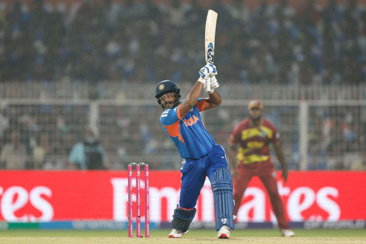 DeepakS90565715's tweet photo. 👊👊👊👊
#INDvsWI 
#Samson 
#sanjusamson https://t.co/bq0dBt5bNv