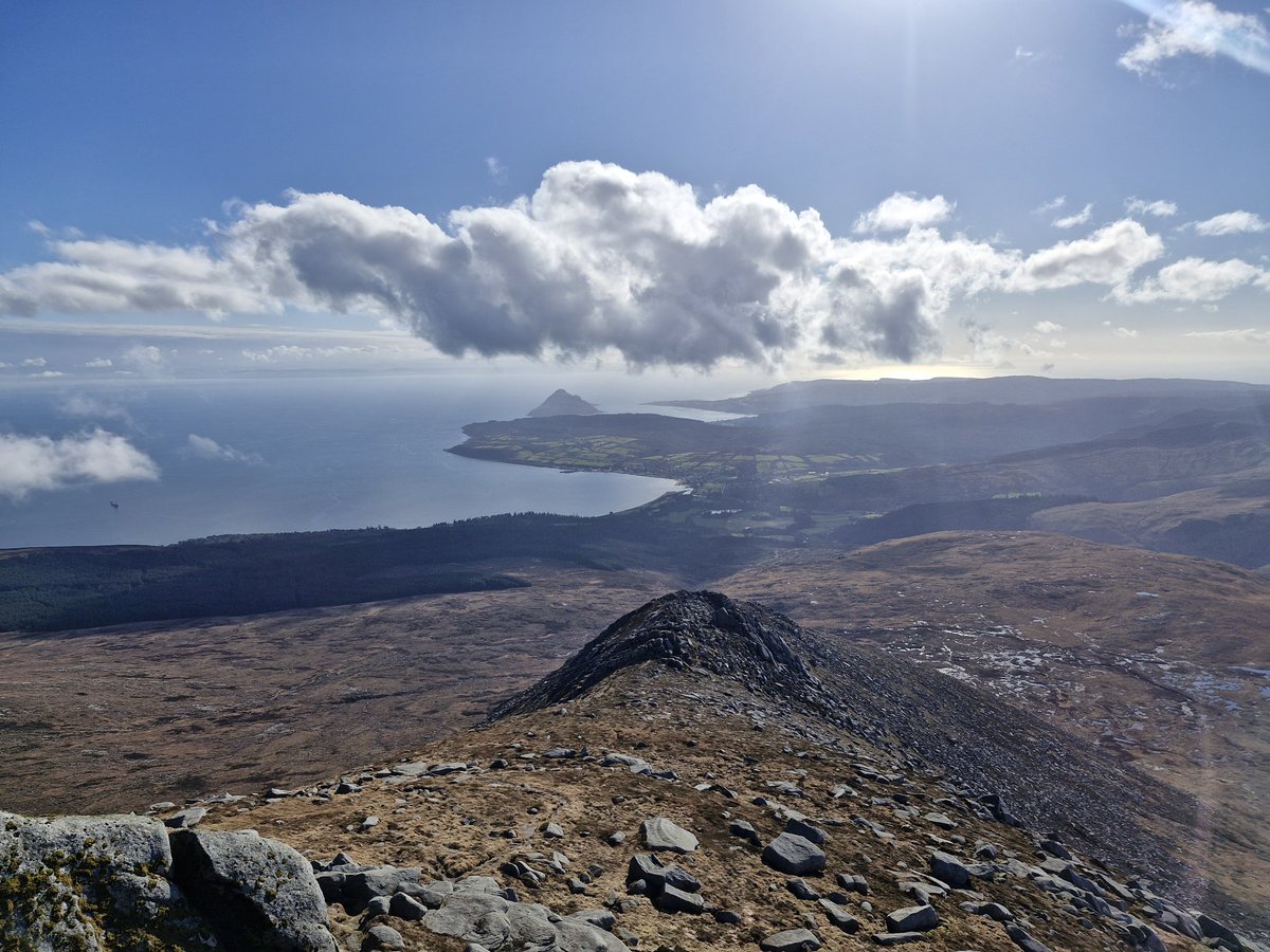 LifeMunro's tweet photo. Isle of Arran and Goatfell on Saturday https://t.co/eDCAi8Dqd0