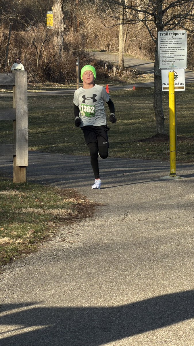 Helpful Henry tweet media