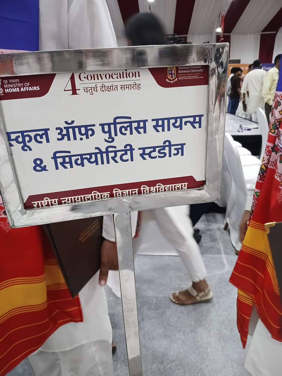 AP_Singh21's tweet photo. It's been a great day for me to get a degree where honourable Chief justice of India, Mr. Justice Surya Kant &amp; Shri Harsh Sanghavi Ji was present with other dignitaries. The dream come true 🇮🇳

@sanghaviharsh Thank you Sir. https://t.co/0PaeBuuCTM