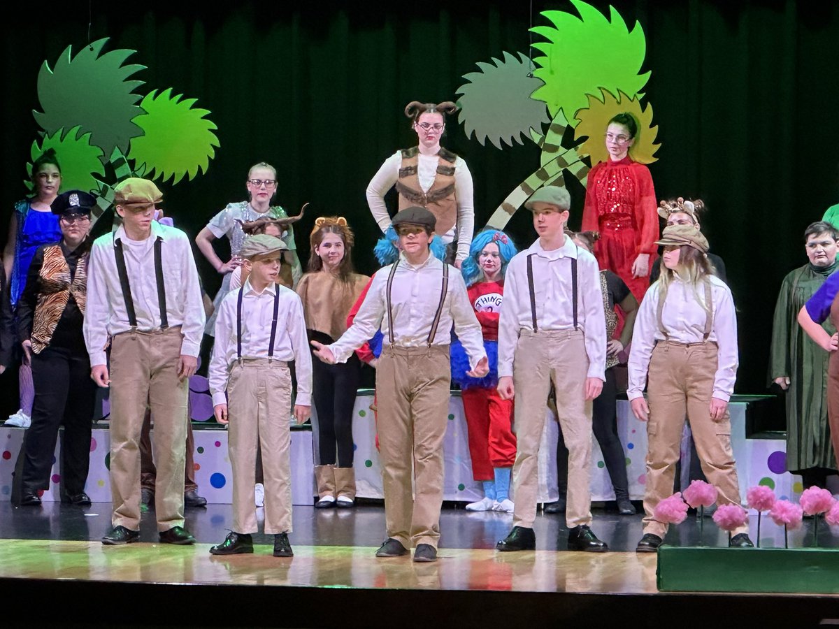 Lexington Trails Middle School tweet media