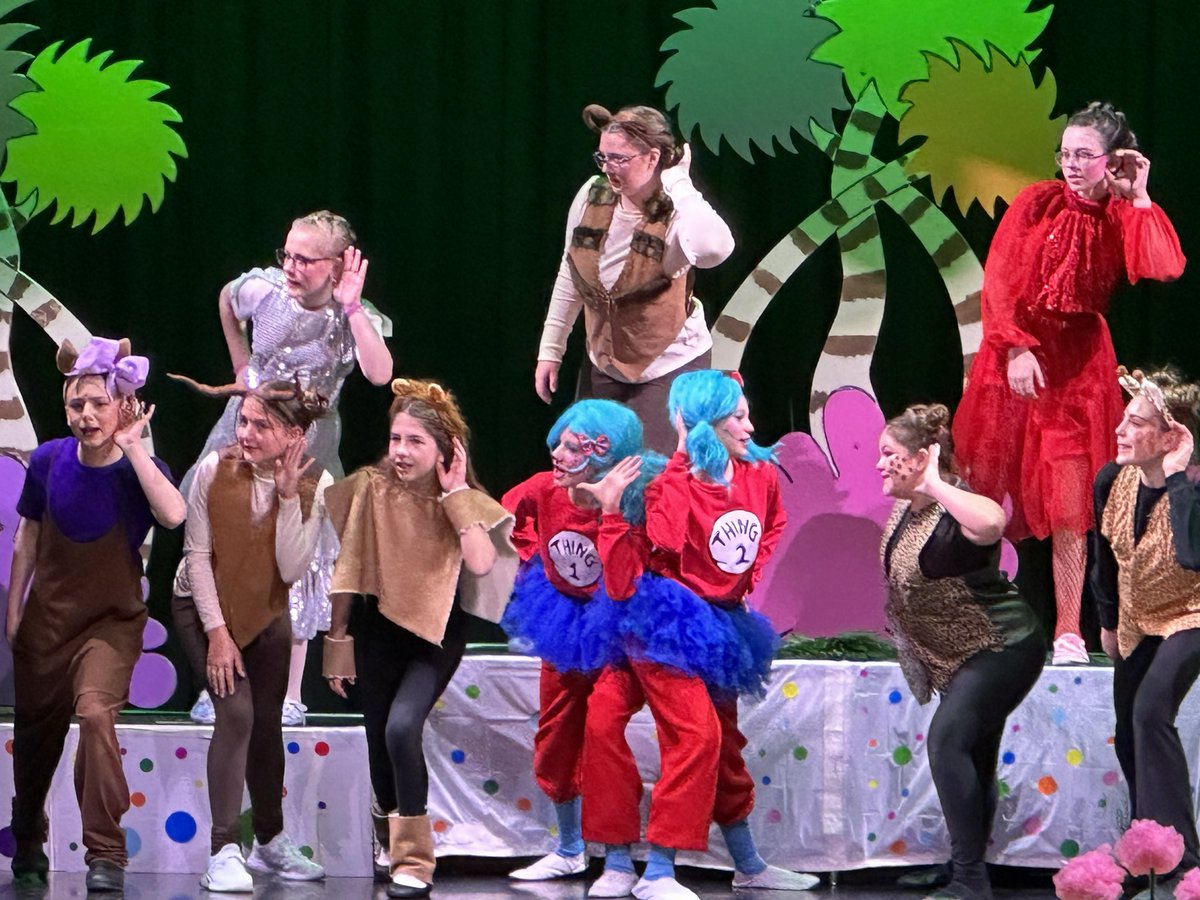 Lexington Trails Middle School tweet media