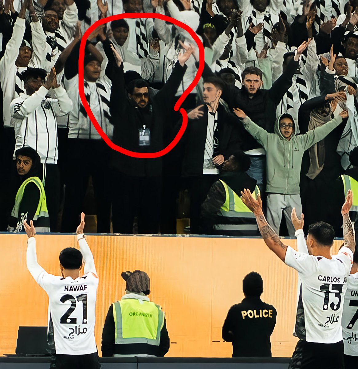 عُبد tweet media